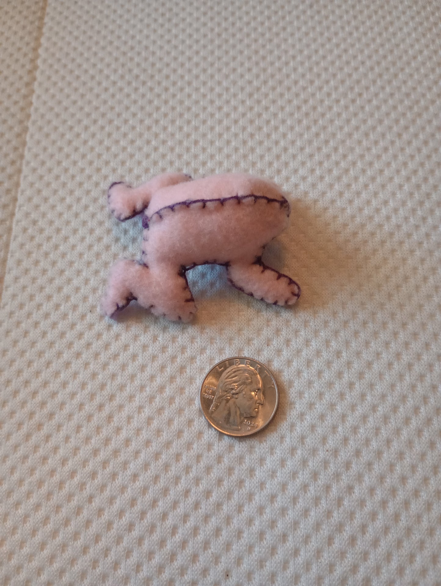 Pink and purple frog guy, crystal: random