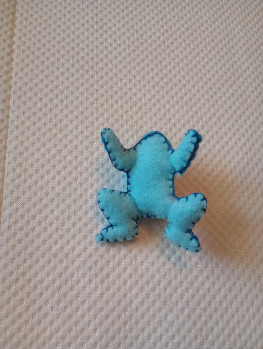 Blue frog guy crystal: lapis