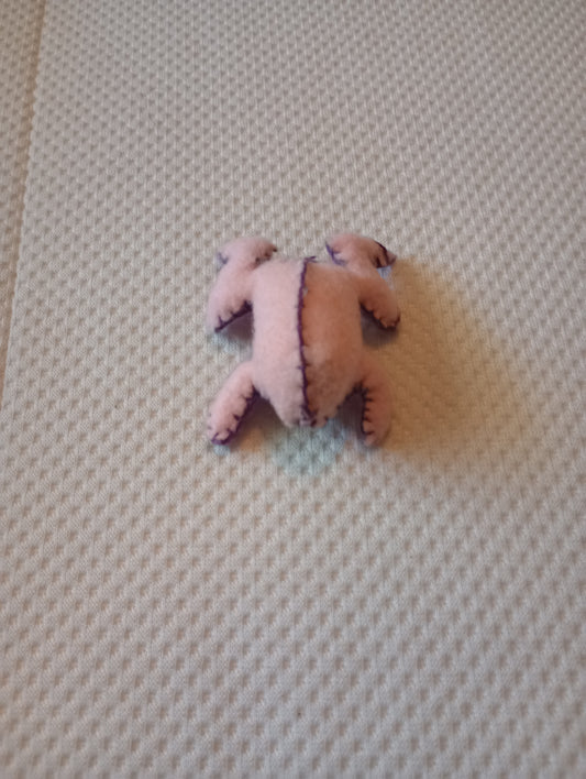 Pink and purple frog guy, crystal: random